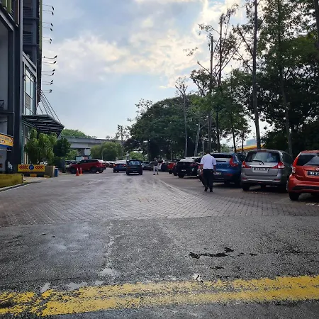 4 Guest Studio Subang Jaya Ss15 Courtyard First Subang Lrt Ss15 Subang Jaya Medical Center Subang Parade Nu Empire Subang Inti College Taylors College Exterior photo